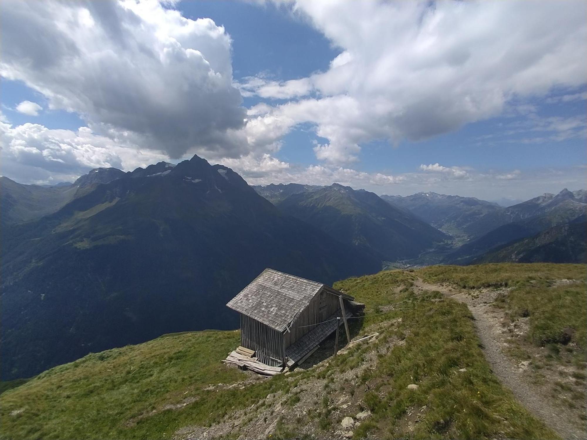 弗利尔施Arlberghaus Rocks别墅 外观 照片